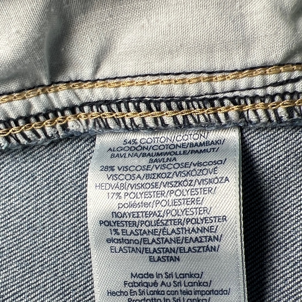 👖Chaps Women's Blue Mid Rise Crop Wide Jeans - Picture 8 of 12